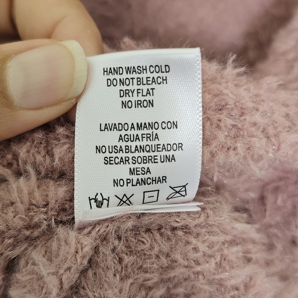 Cozy Pink Cardigan Sweater with V-Neck - Picture 5 of 5